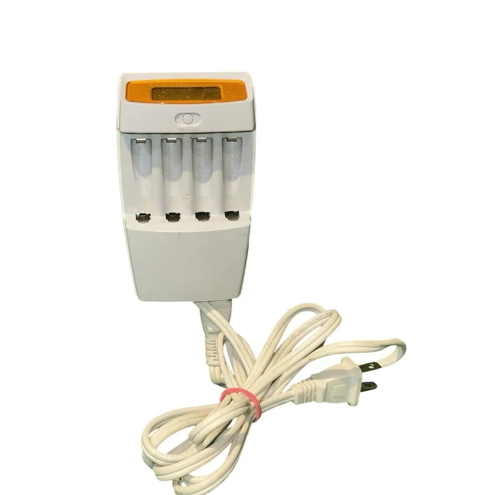 Sony BCG-34HRMD‎ Battery Charger AA AAA Ni-MH Refresh LCD Display Vintage White